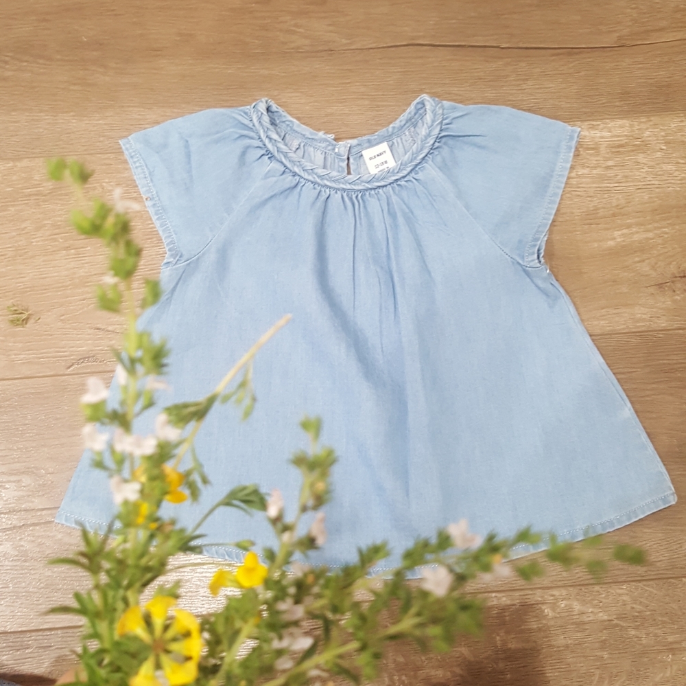 Girl's t shirt